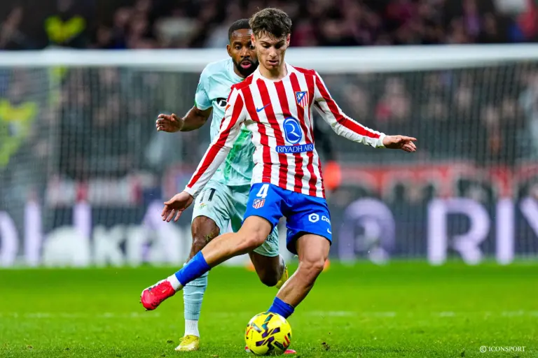 Atlético Madrid : Rodrigo Mendoza touché à la cheville et forfait pour plusieurs semaines