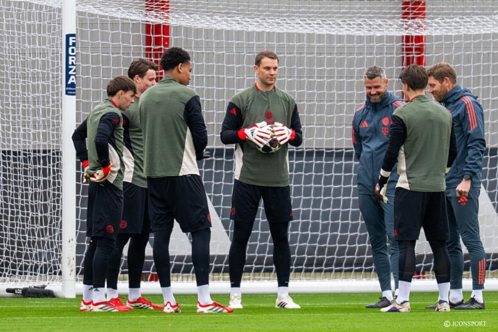 Bayern Munich : Manuel Neuer fait son retour à l’entraînement
