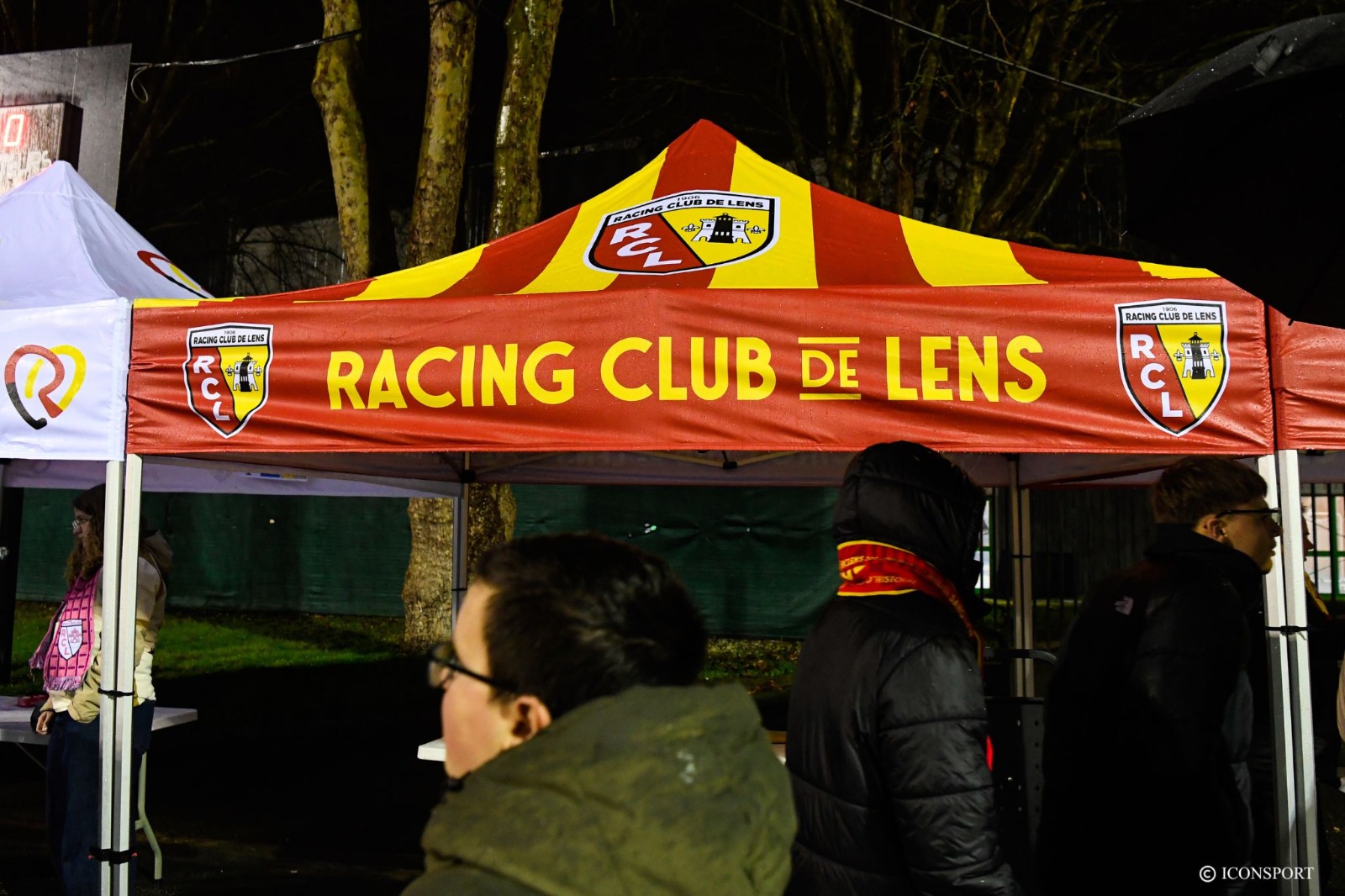 Ligue 1 : les supporters du RC Lens saisissent le CNOSF pour contester le report de Lens-PSG