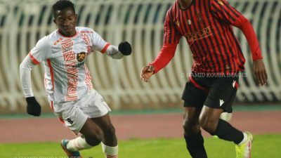 DIRECT Coupe de la CAF – OC Safi vs USMA : Le gros raté de Benzaza (45+4′, 0-1)