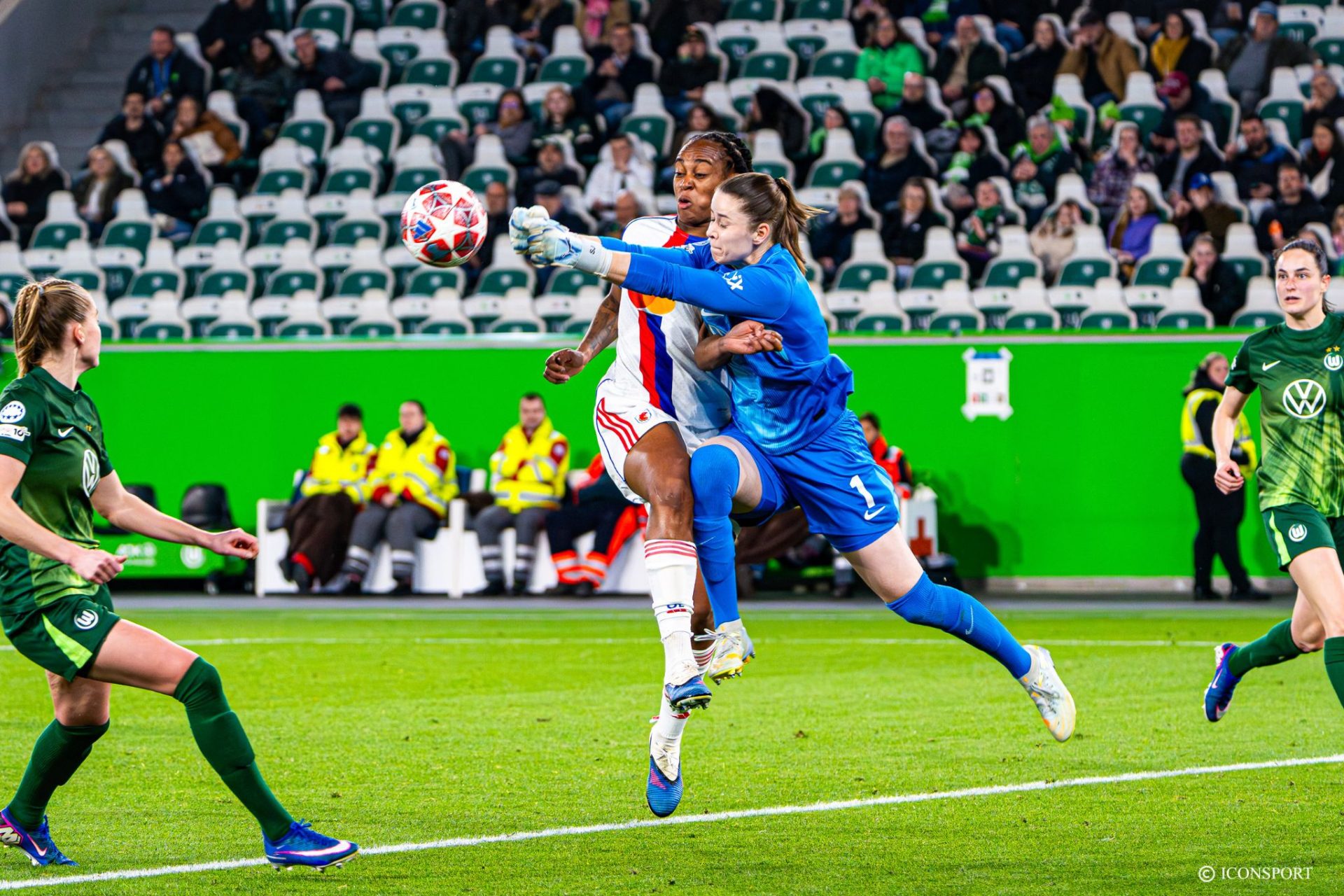Ligue des Champions féminine (1/4 retour) – OL Lyonnes-Wolfsbourg : les compositions officielles