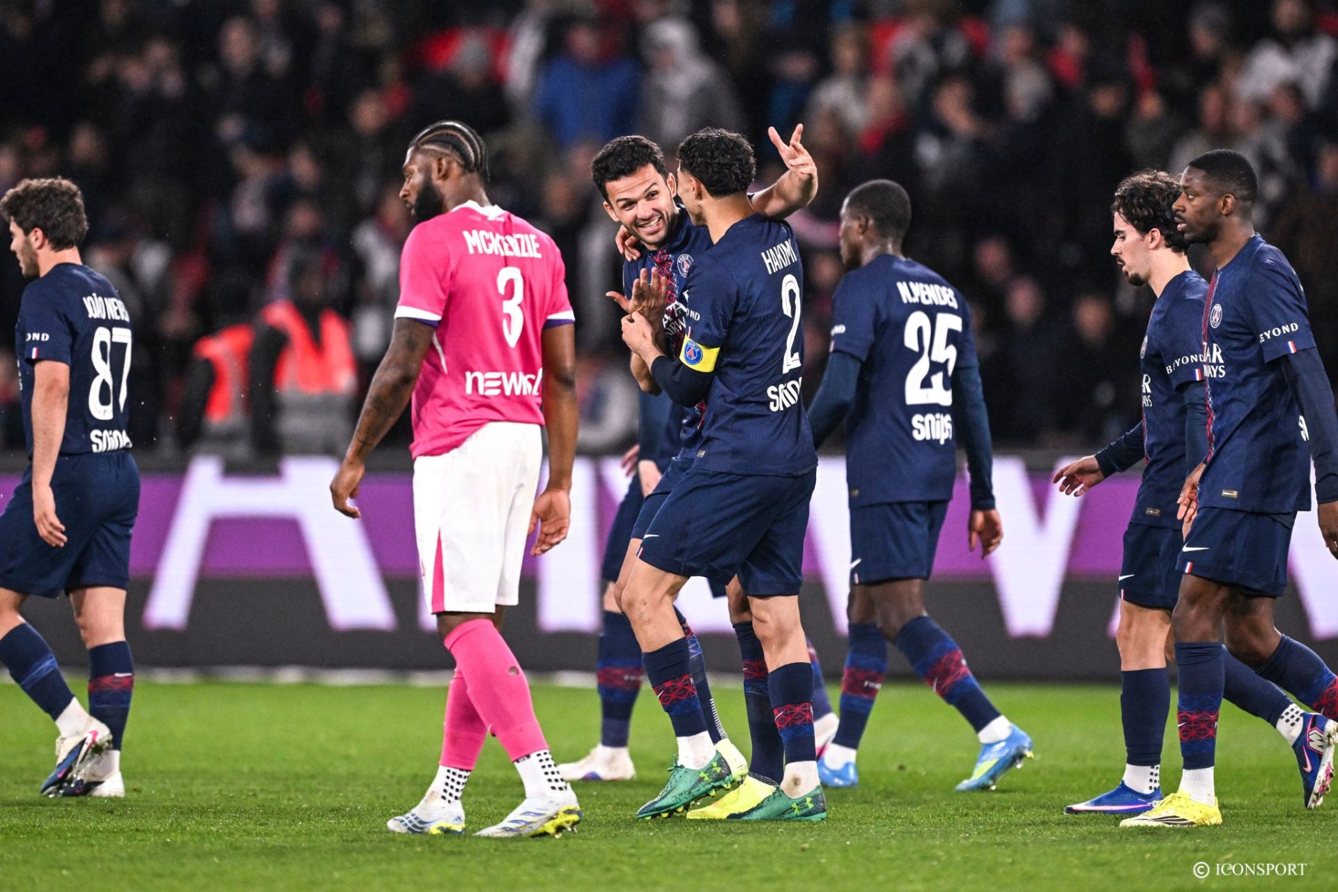 Ligue 1 (J28) : le PSG s’impose contre Toulouse et reste en tête