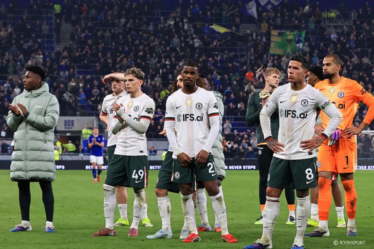 Premier League – Chelsea : une arrière-garde fragile et des statistiques inquiétantes pour les Blues avant le match contre Manchester United