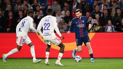 Ligue 1 (J30) – le PSG s’incline à domicile contre Lyon