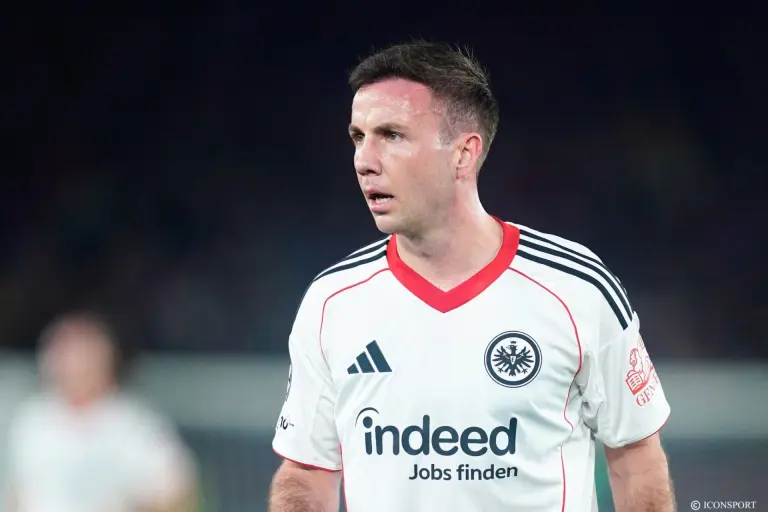Eintracht Francfort : Mario Götze prolonge son aventure