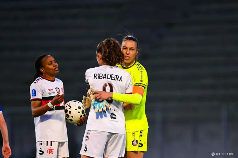 Arkema Première Ligue : Fleury officialise le départ de la gardienne tricolore Picaud à West Ham