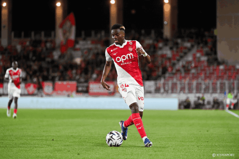 Ligue 1 : l'AS Monaco annonce la fin du prêt de Simon Adingra
