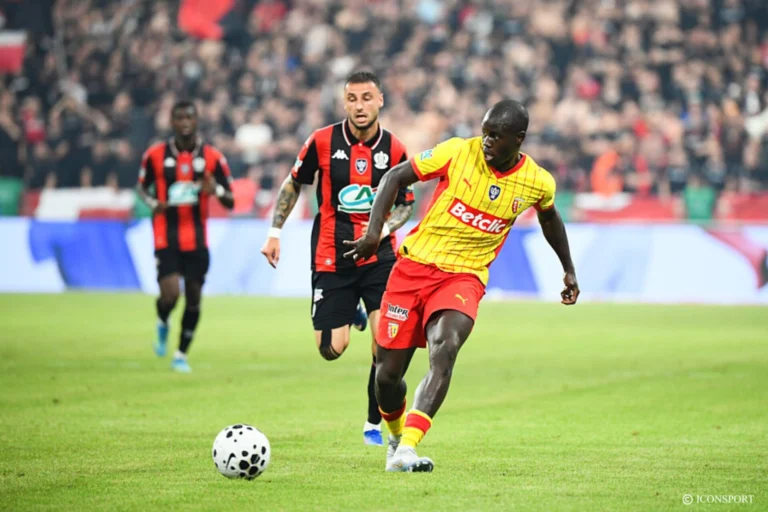 Malang Sarr s’engage avec Neom SC